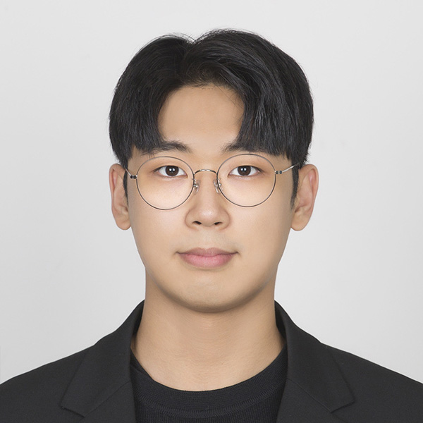 이현민 졸업생 사진